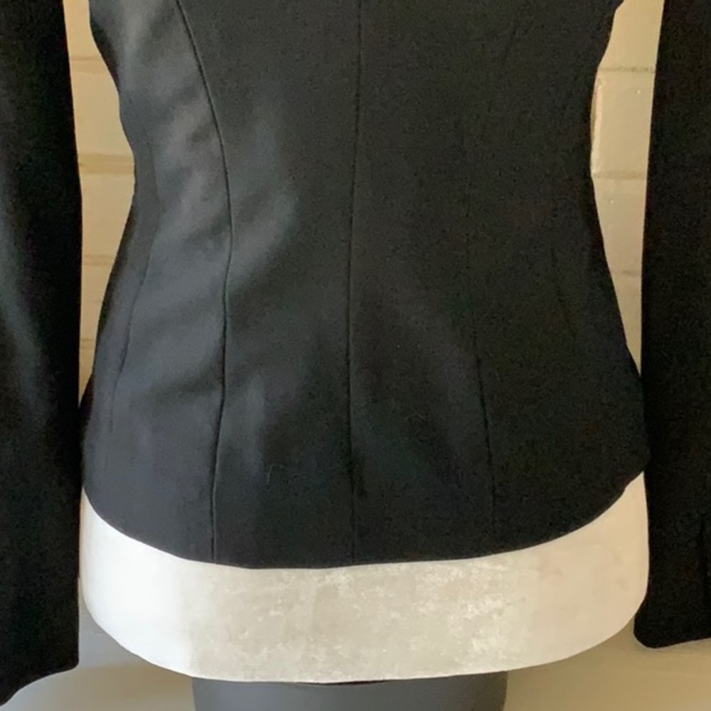 Jacket - Picture 4 of 8